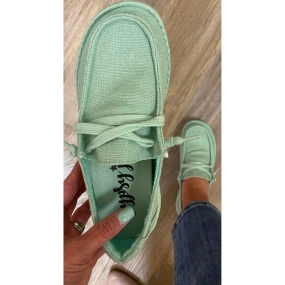 Gypsy Jazz Shoes - Final Pair 🔥 Gypsy Jazz Very J Match Me Slip-On Shoes in Mint Size 6